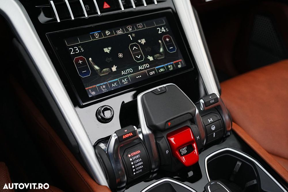 Lamborghini URUS - 29