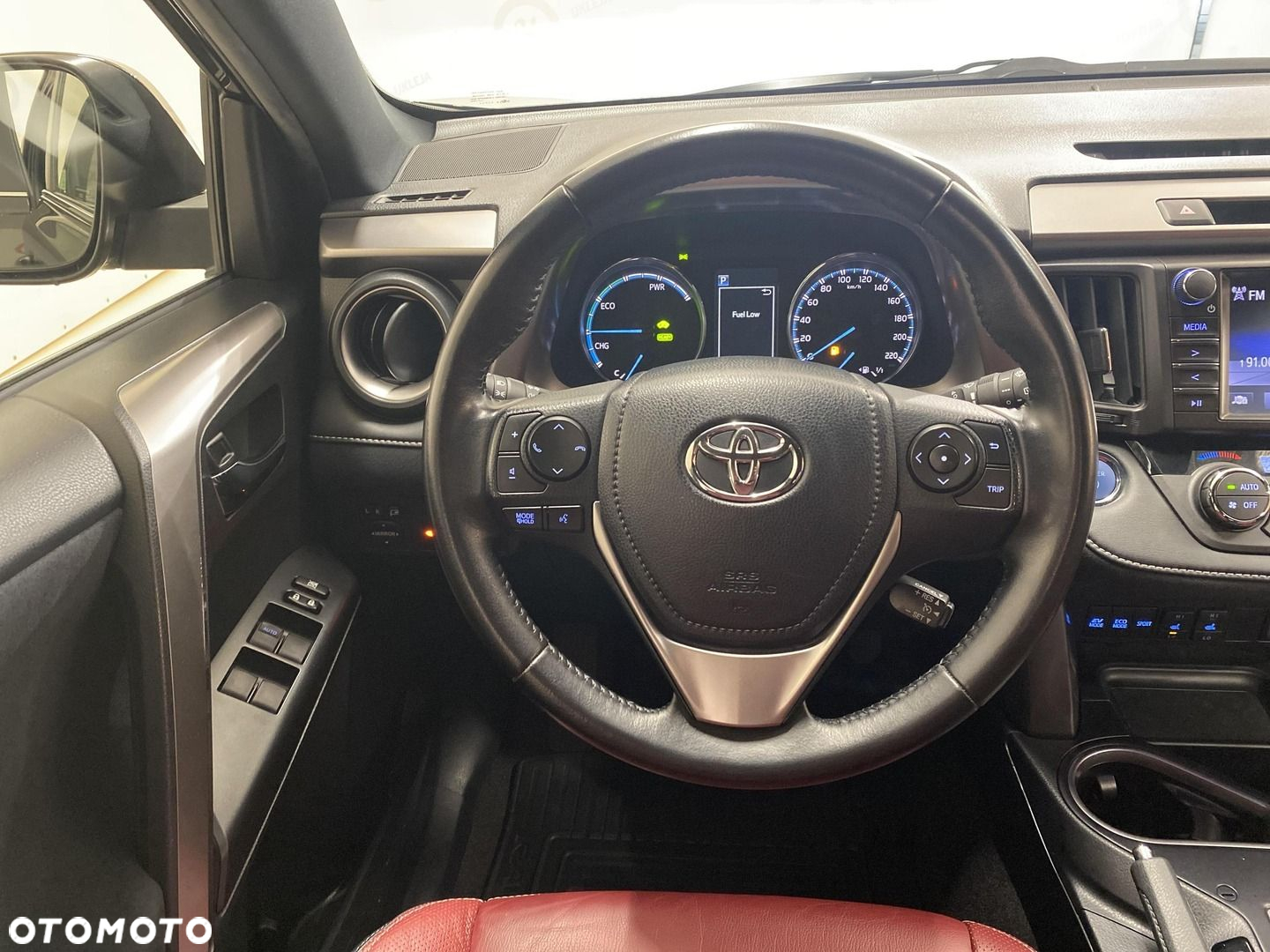 Toyota RAV4 - 12