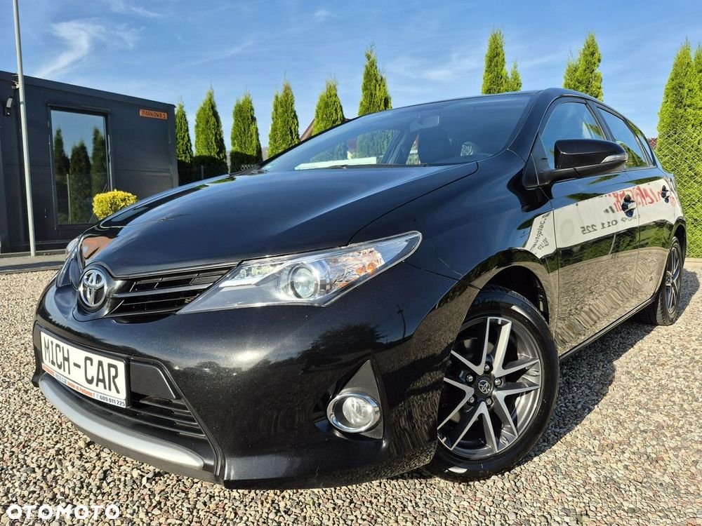 Toyota Auris - 10