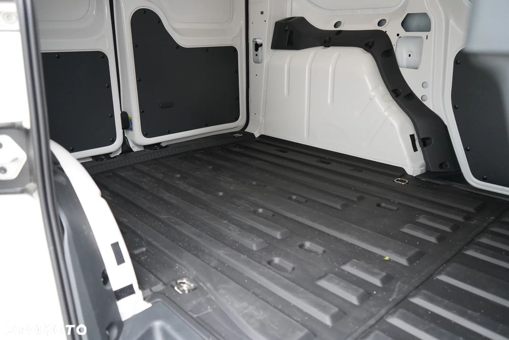 Volkswagen Caddy Cargo - 13