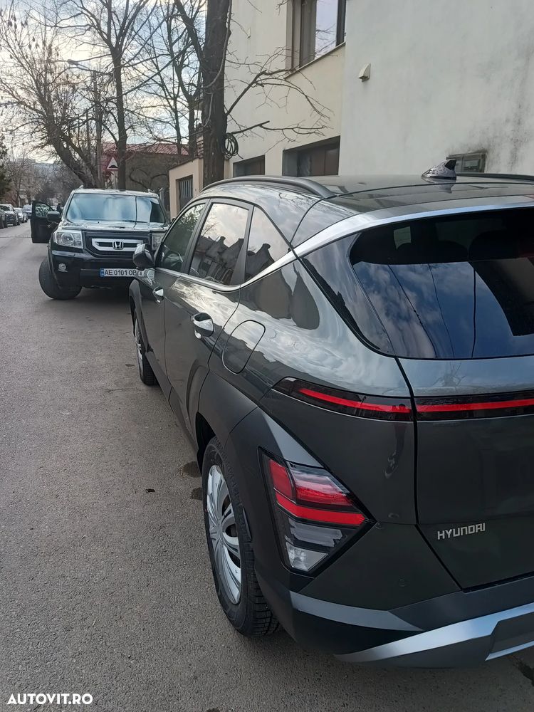 Hyundai KONA 1.6 T-GDI 138 CP 7DCT 2WD Premium+ - 4