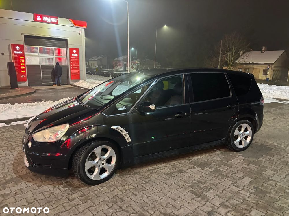 Ford S-Max 2.0 TDCi DPF Titanium - 4