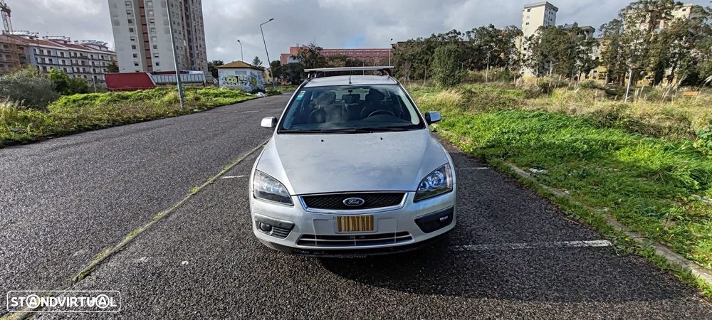 Ford Focus SW 1.4 Trend - 16