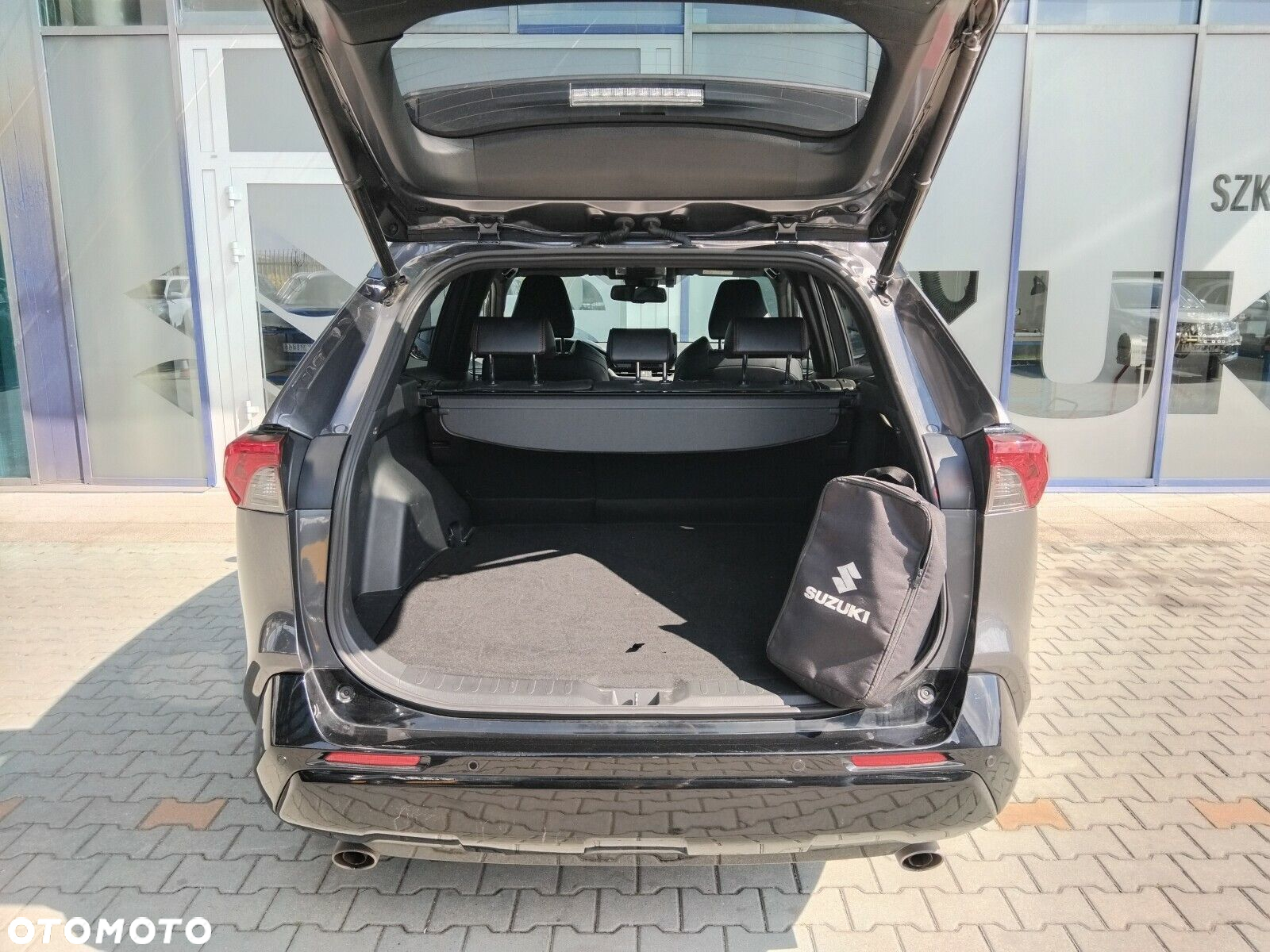 Suzuki Across - 8