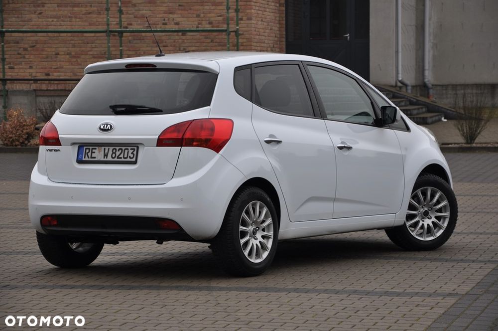 Kia Venga 1.6 CVVT Dream Team Edition - 10