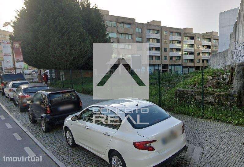 Loja P/ Comércio/Serviços c/ lugar de garagem e  WC - Rio Tinto - Grande imagem: 5/9
