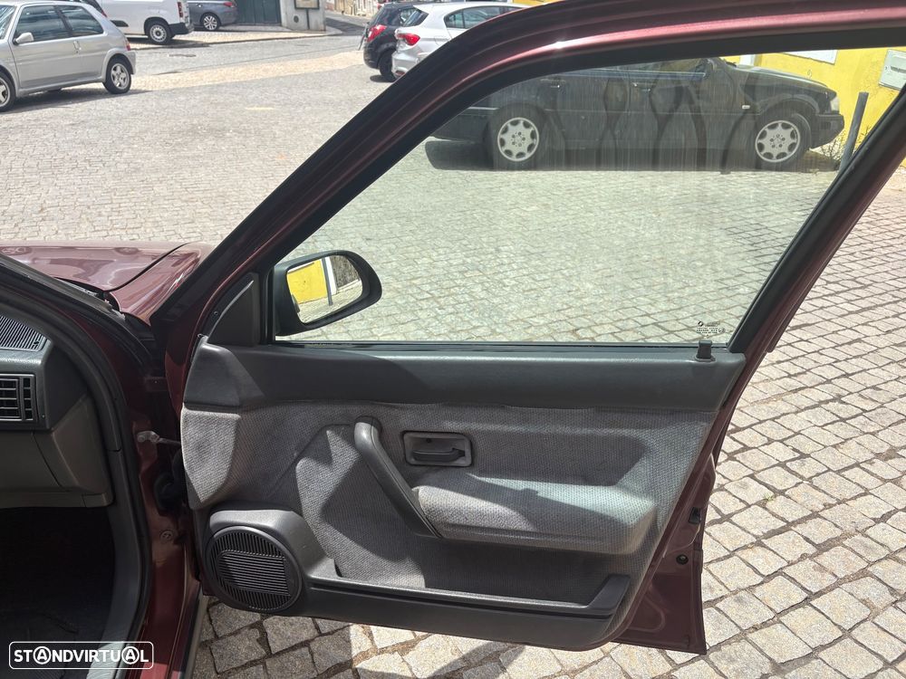 Renault 19 - 29