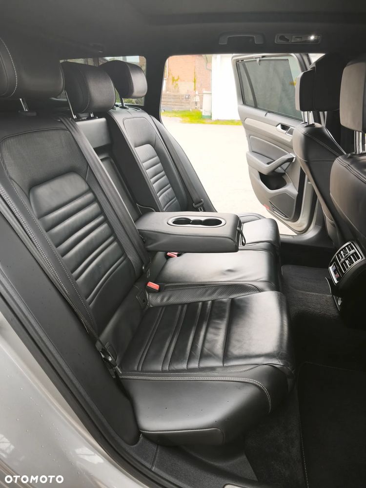 Volkswagen Passat 2.0 TDI SCR (BlueMotion Technology) Highline - 20