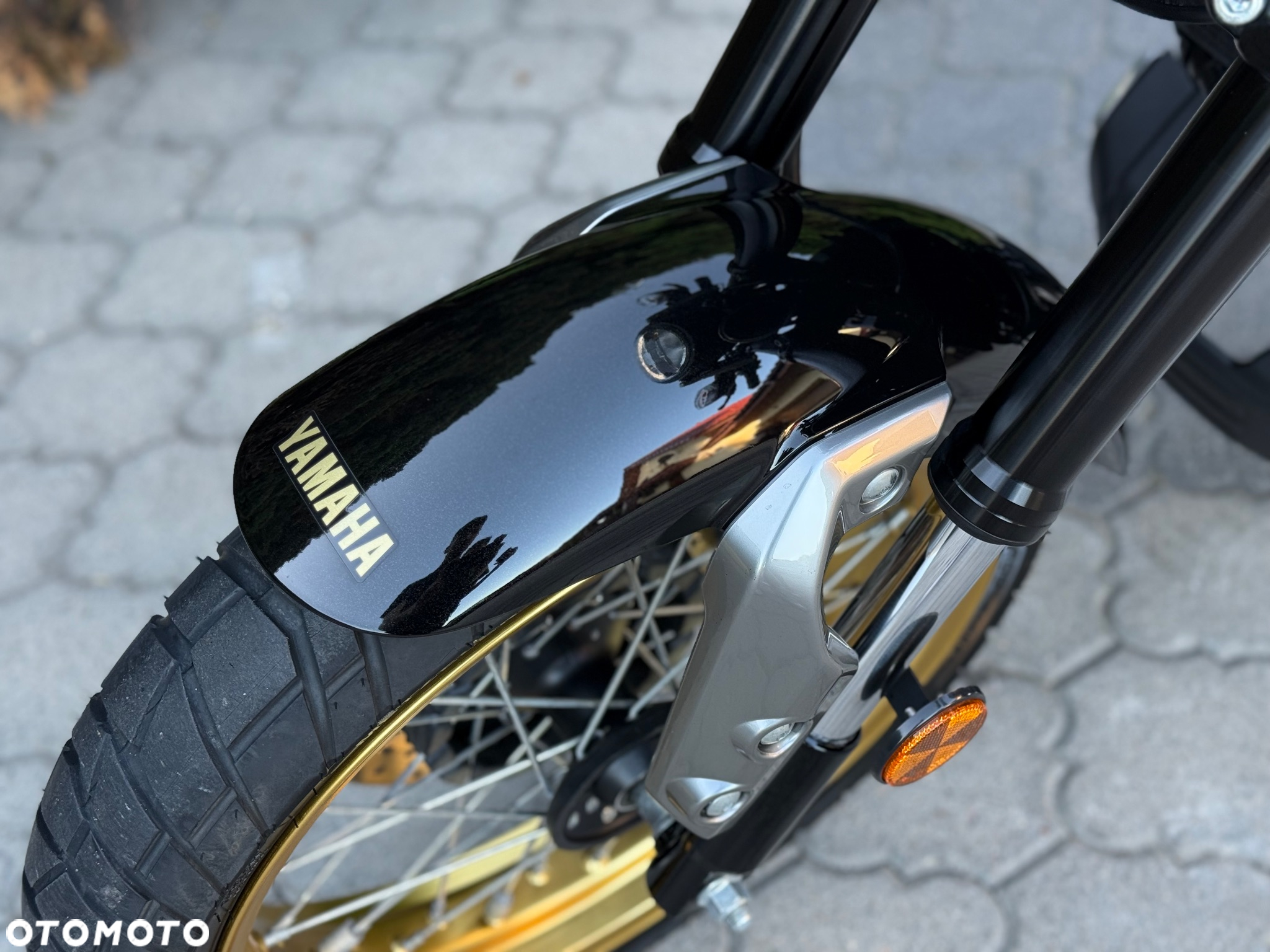 Yamaha XSR - 25