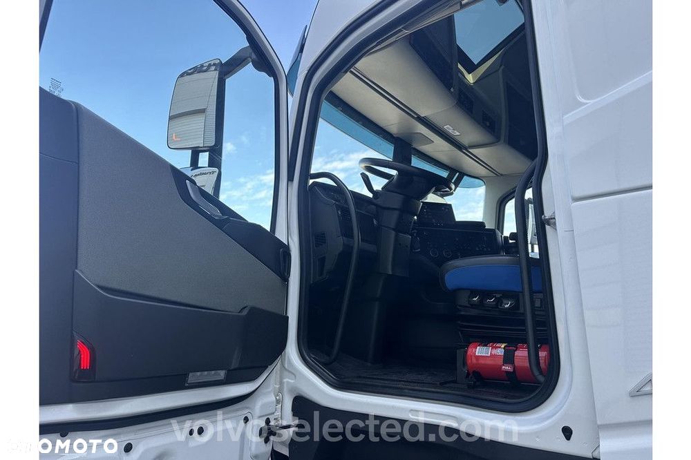 Volvo FH 4x2 460KM I-Save ADR Globetrotter XL!!! - 5