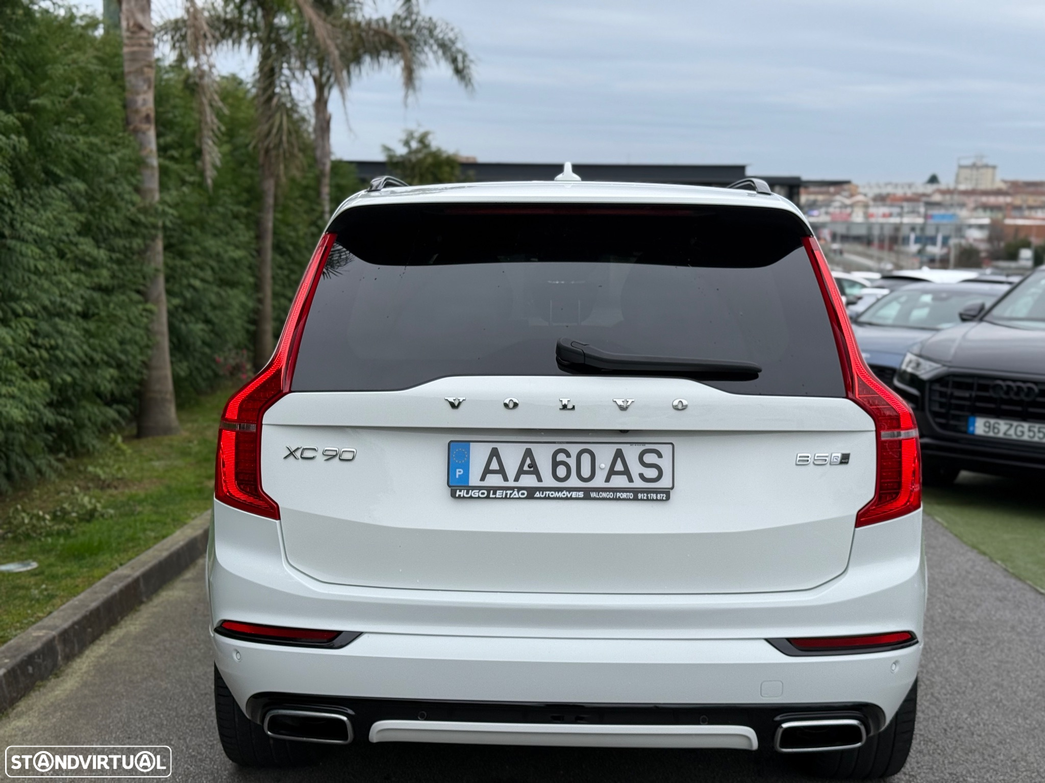 Volvo XC 90 2.0 B5 R-Design AWD - 9