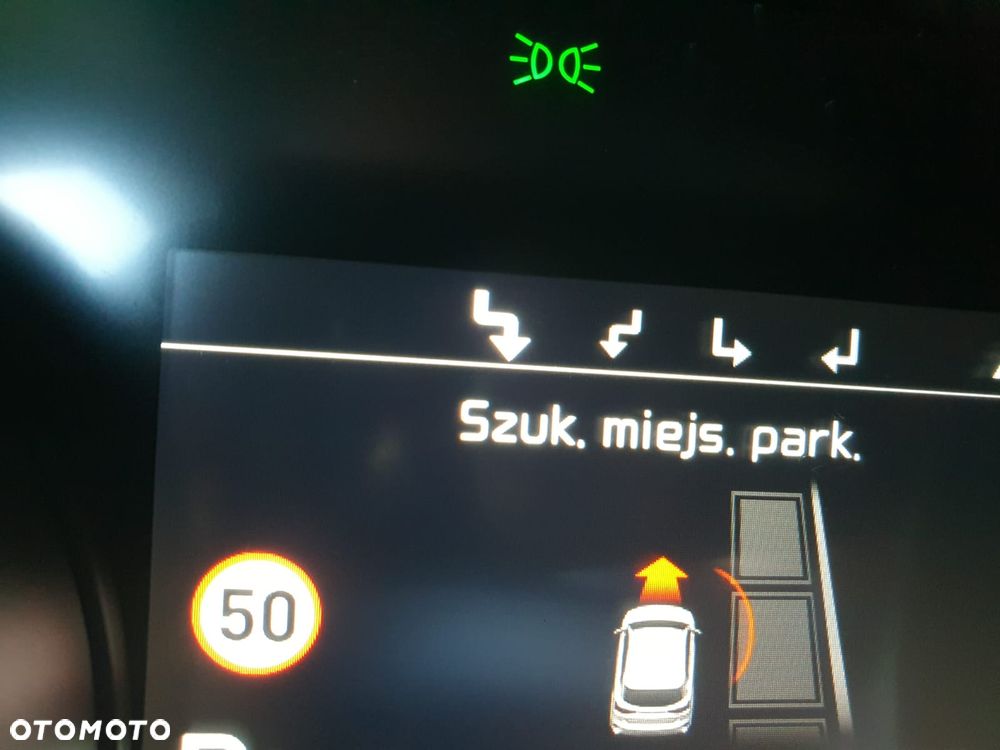 Kia Ceed 1.4 T-GDI DCT OPF Platinum Edition - 22