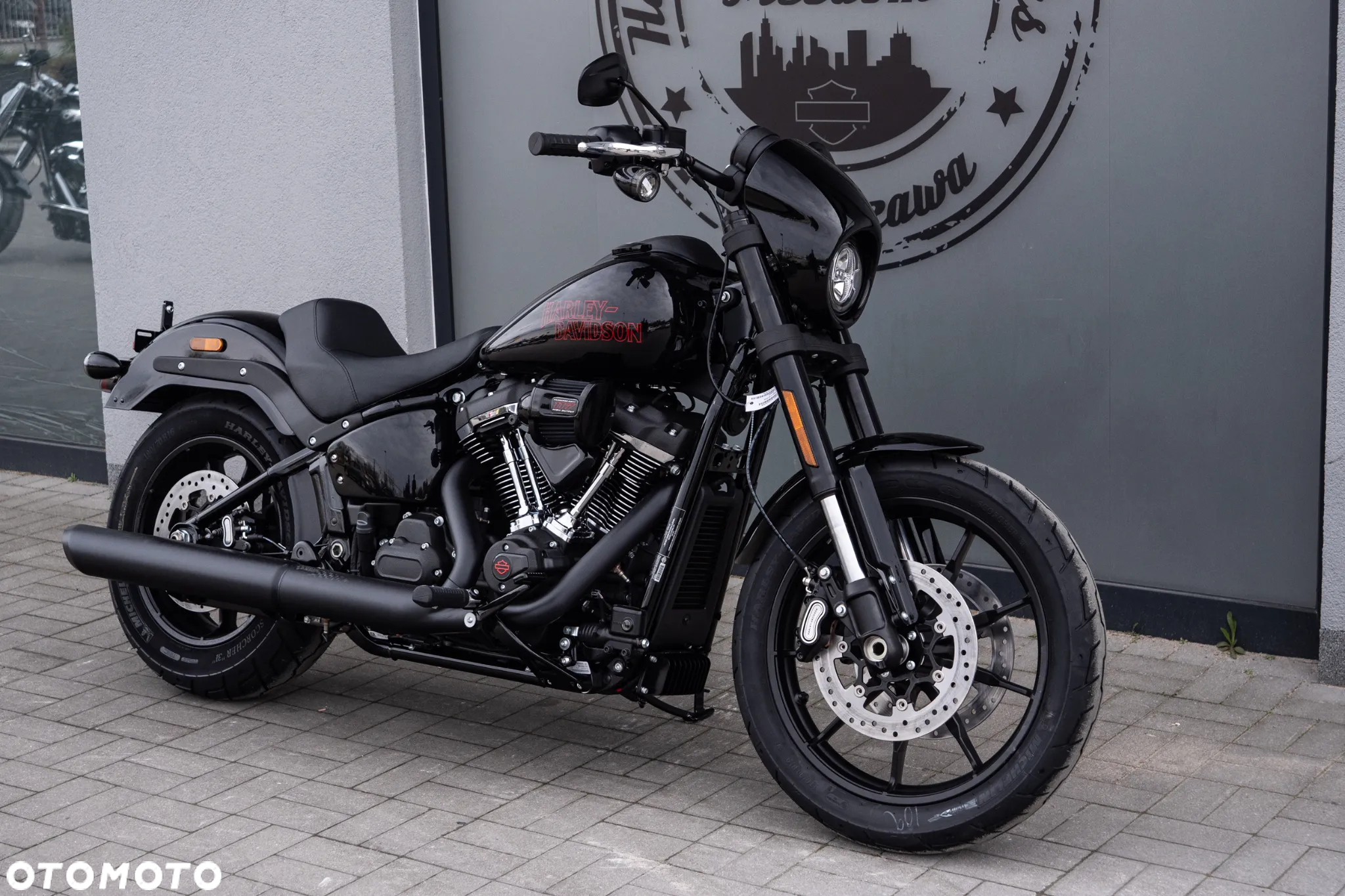 Harley-Davidson Softail Low Rider - 4