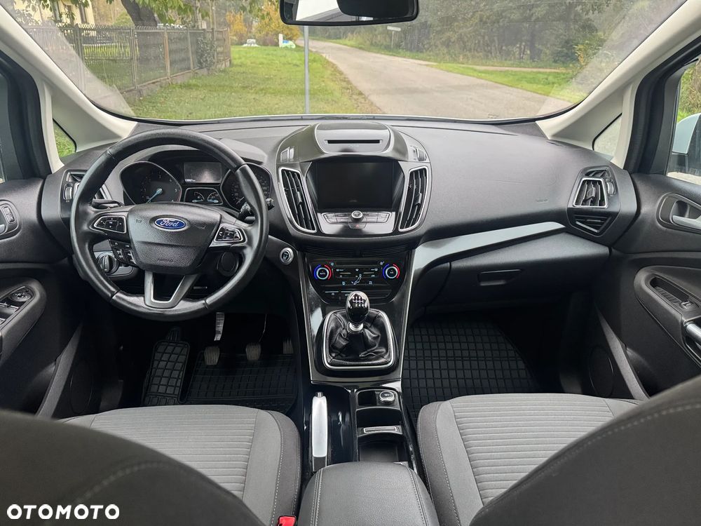 Ford C-MAX - 12