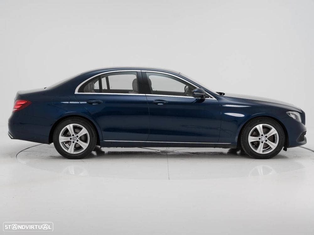 Mercedes-Benz E 220 - 2