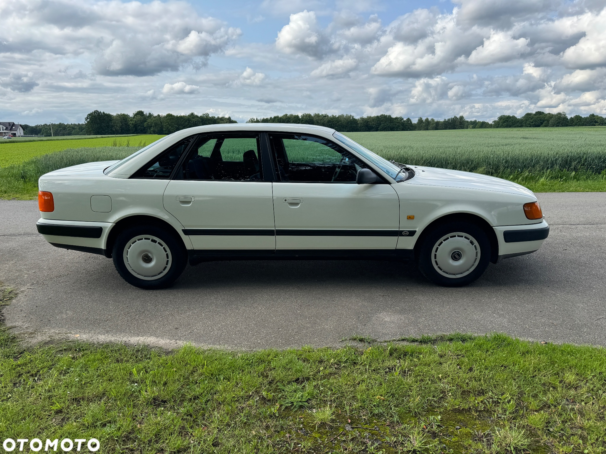 Audi 100 2.0 E - 4