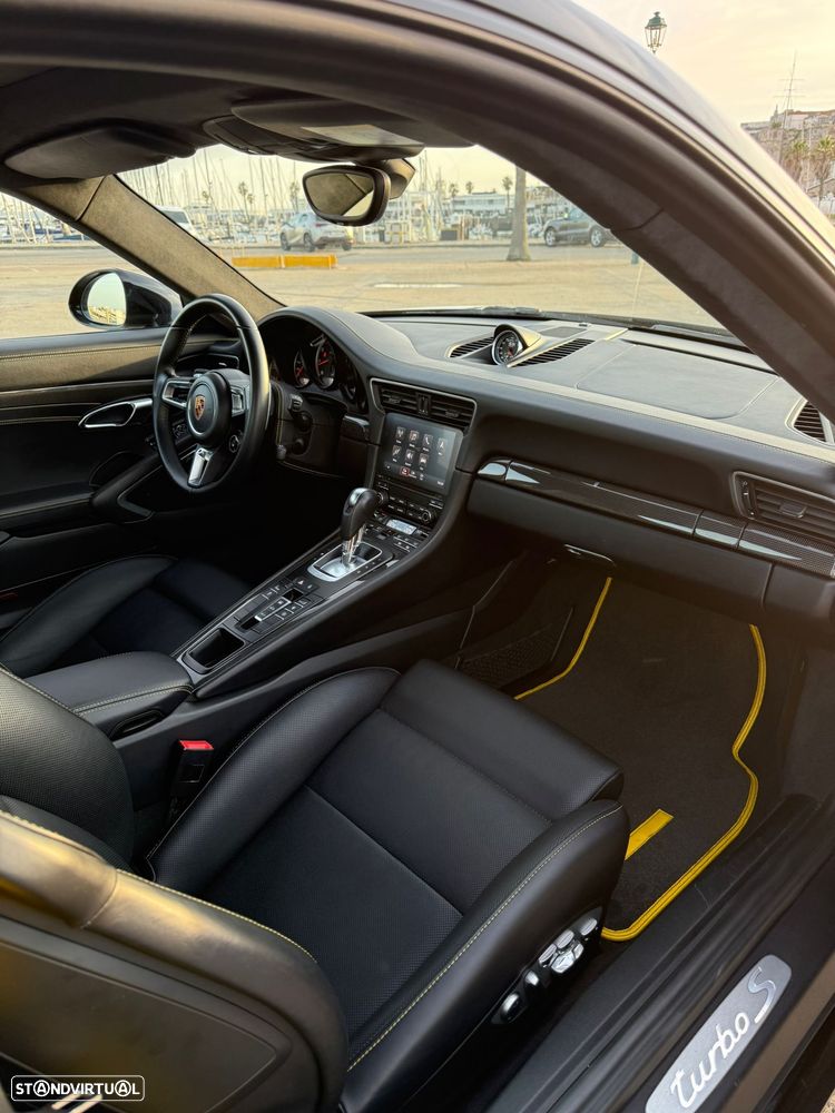 Porsche 911 (991) Turbo S PDK - 16