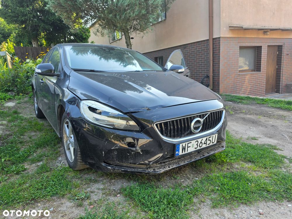 Volvo V40 - 2