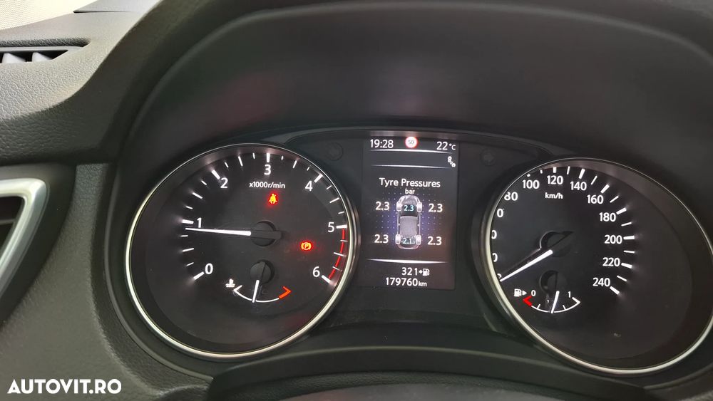 Nissan Qashqai - 15