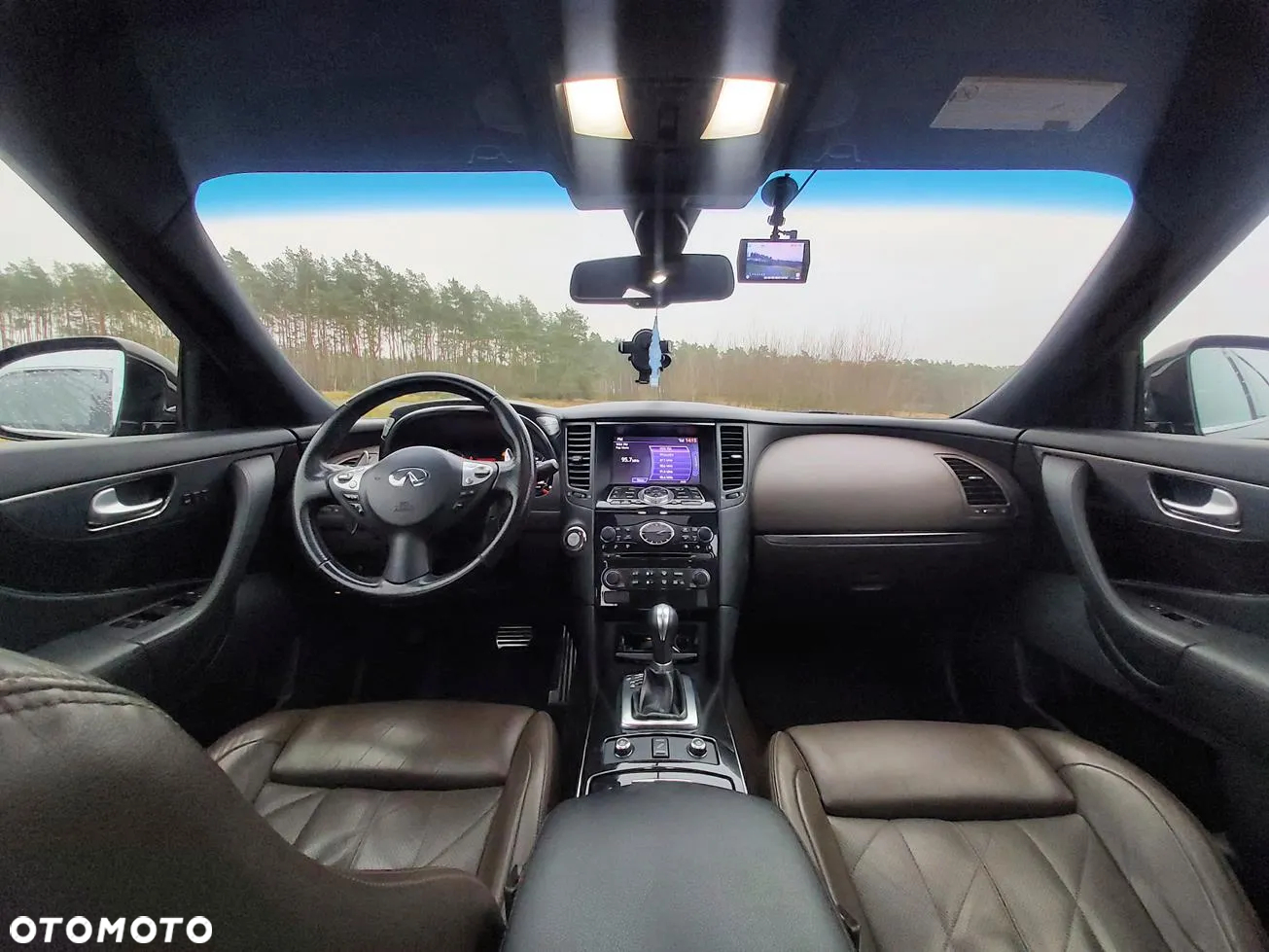 Infiniti FX FX30d S - 28