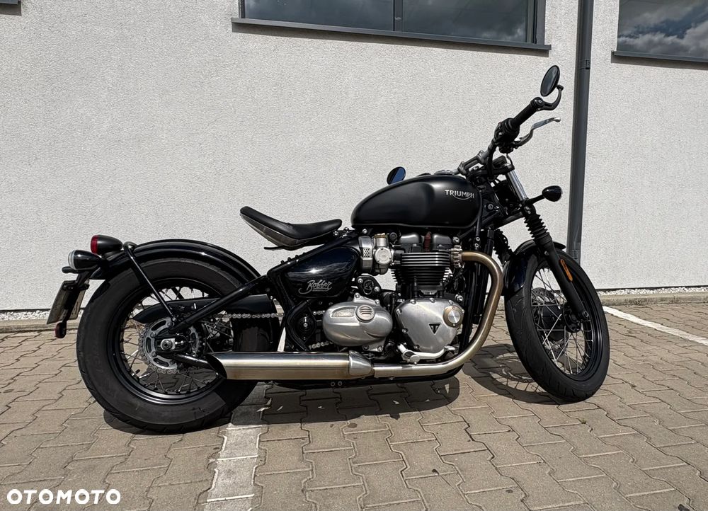 Triumph Bonneville Bobber - 1