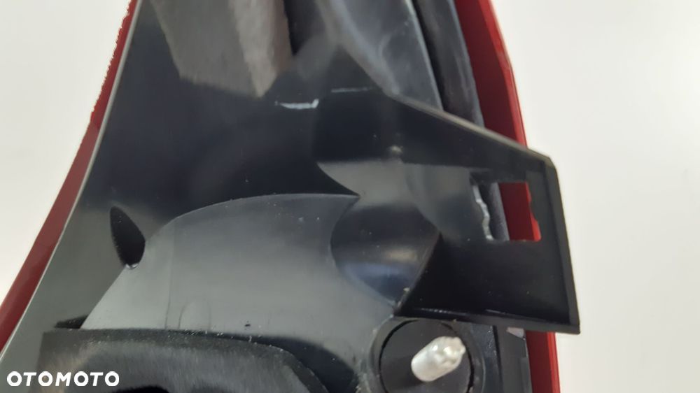 VOLVO XC60 I LIFT LAMPA LEWA TYŁ 31323034 - 9