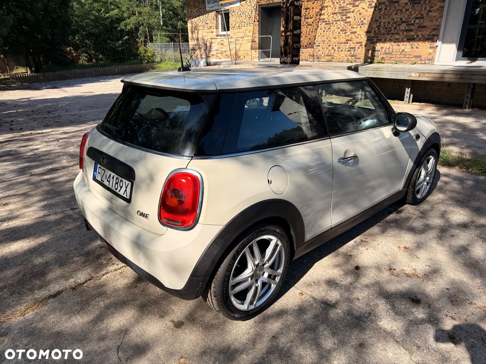 MINI ONE - 8