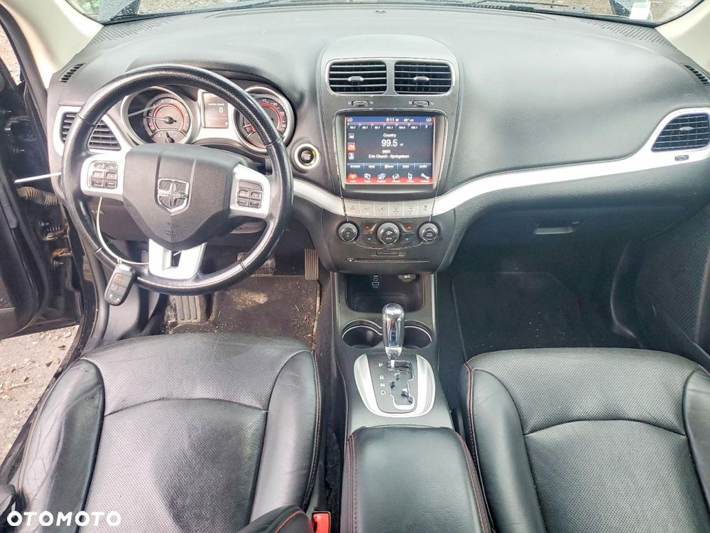 Dodge Journey - 8