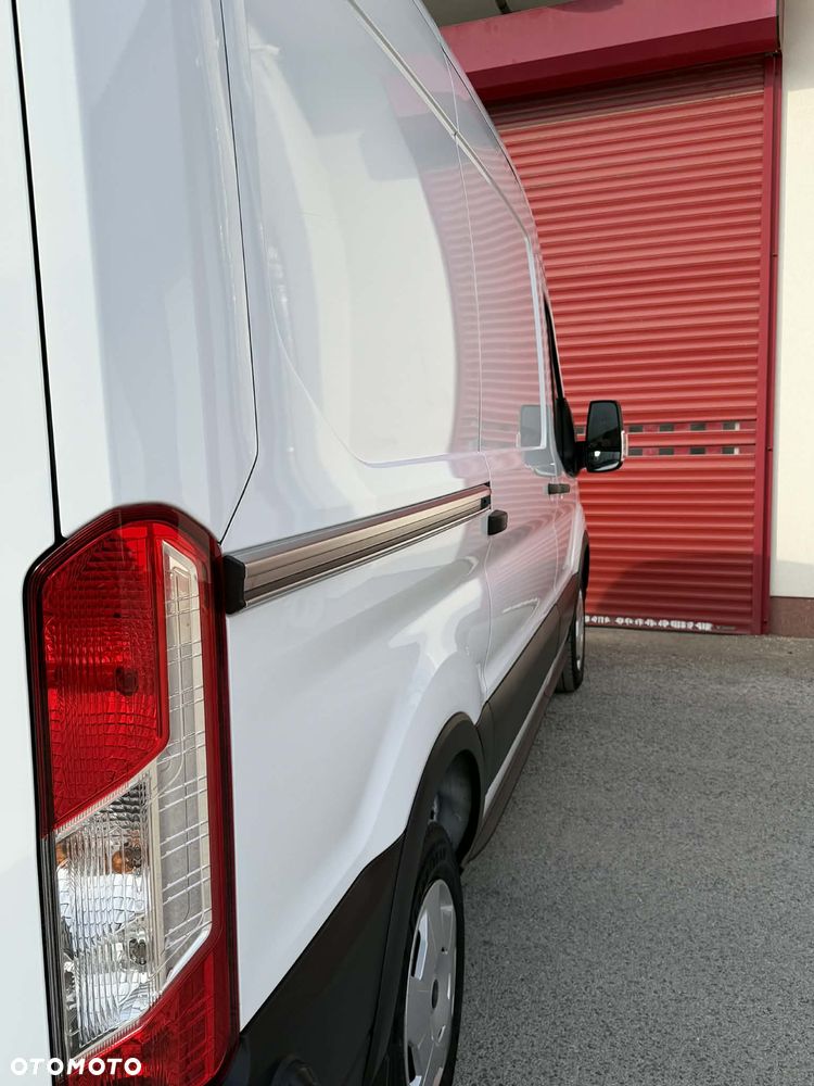 Ford Transit - 15