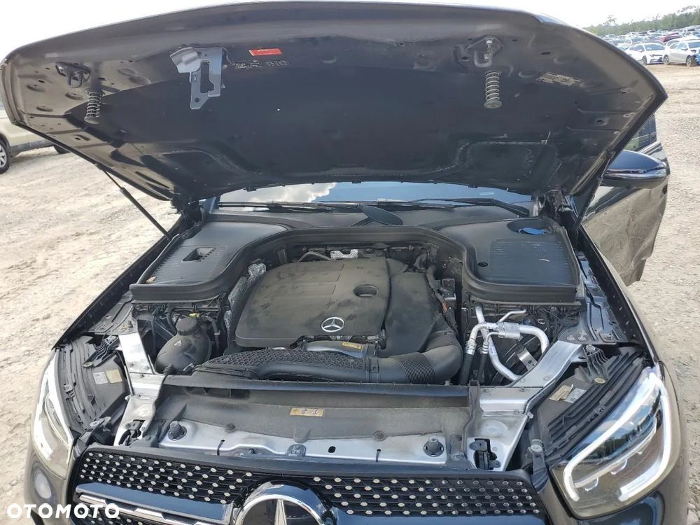 Mercedes-Benz GLC - 11
