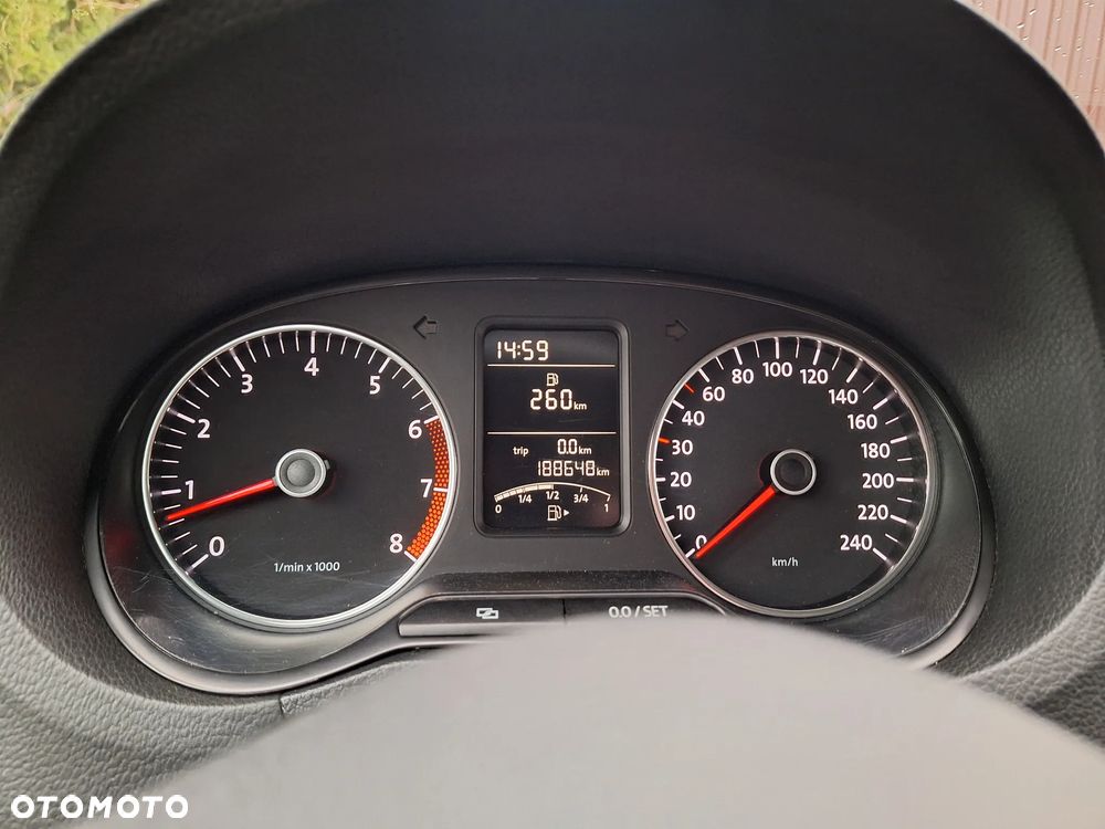 Volkswagen Polo 1.2 TSI Blue Motion Technology FRESH - 14