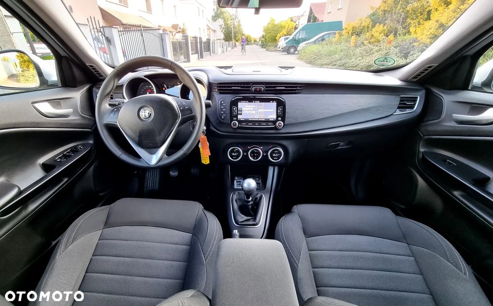 Alfa Romeo Giulietta 1.6 JTDM 16V Impression - 14