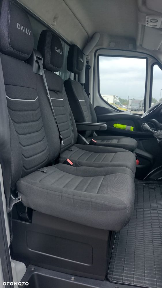 Iveco Iveco Daily 35S18  MIĘDZYNARODÓWKA 10 ep Spanie WEBASTO ASO 3.0 Poduszki 3 osoby - 14