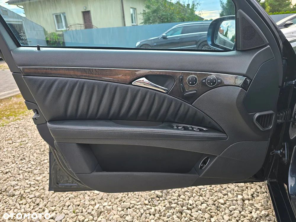 Mercedes-Benz Klasa E 320 Avantgarde - 14