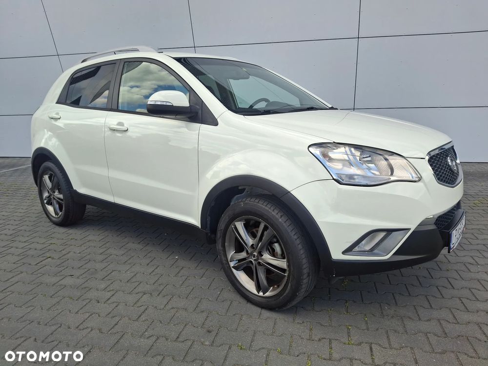 SsangYong/KGM Korando 2.0 E-XDi DPF 4WD Quartz - 2
