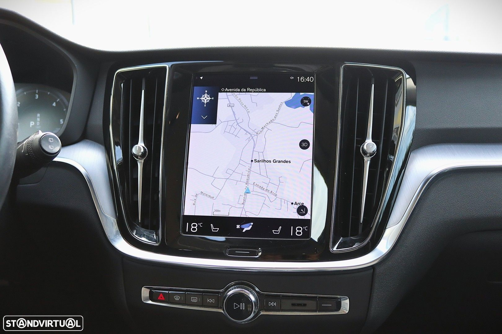 Volvo V60 2.0 B4 Momentum Geartronic - 22