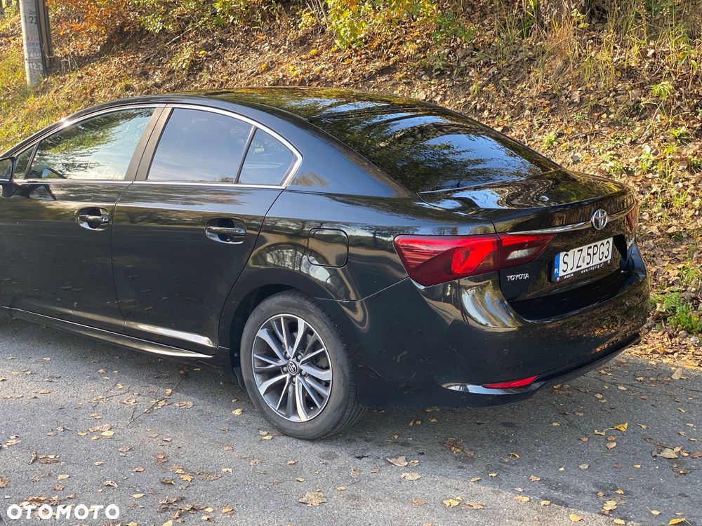 Toyota Avensis 1.8 Premium MS - 4
