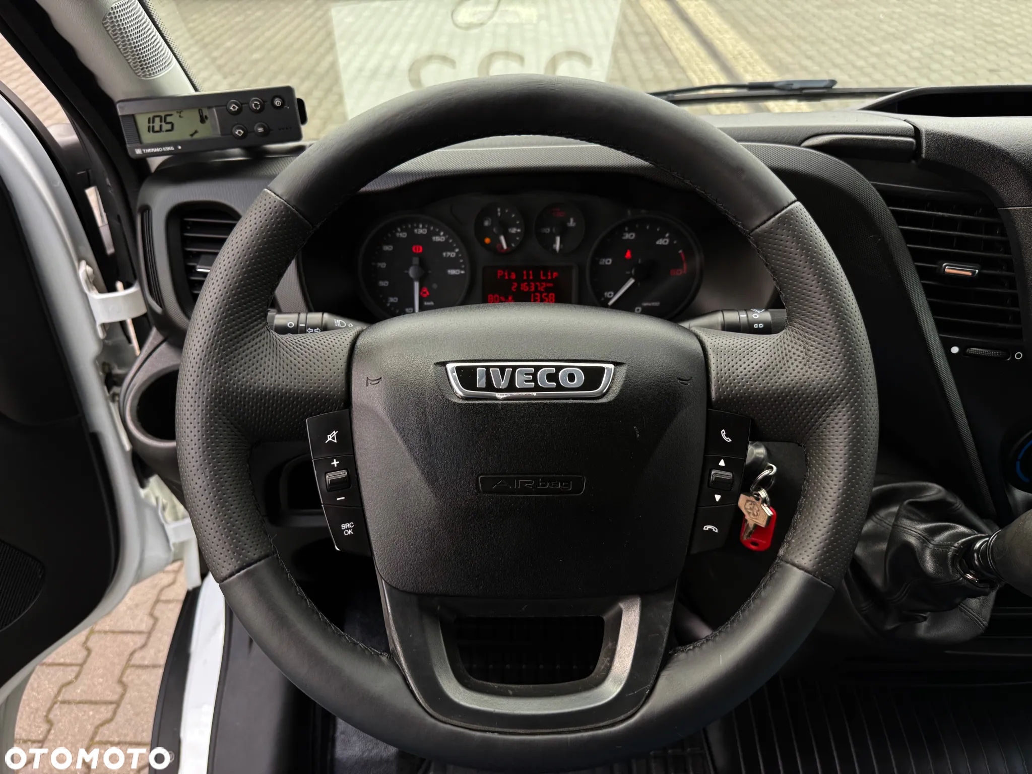 Iveco Daily 35S15 3.0 Diesel Kontener 3x Drzwi Chłodnia Izoterma ThermoKing 6ep Salon PL, - 10