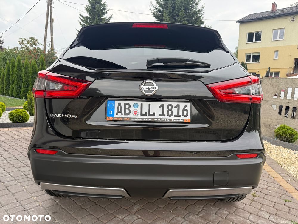 Nissan Qashqai 1.6 DIG-T N-Connecta - 27