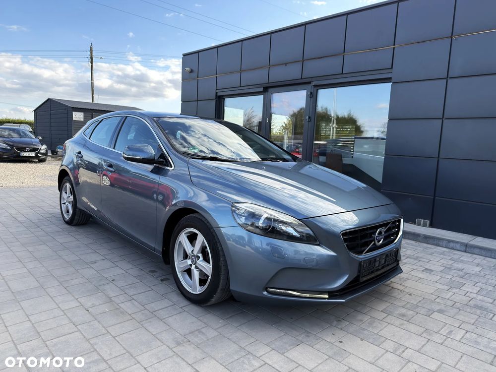 Volvo V40 D2 R-Design Momentum - 13