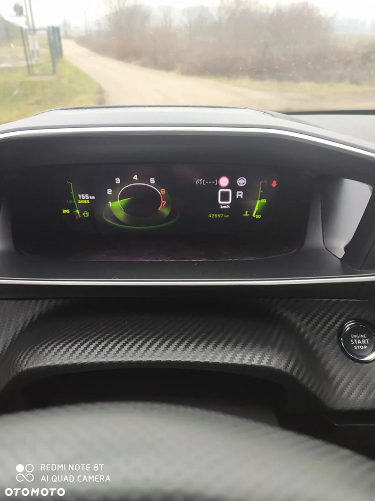 Peugeot 2008 PureTech 130 EAT8 GT Pack - 16