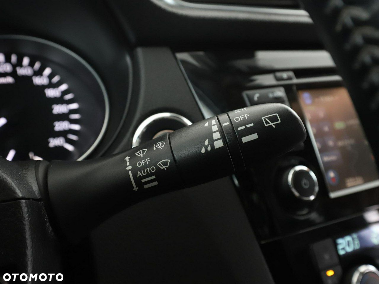 Nissan Qashqai 1.2 DIG-T N-Connecta - 29