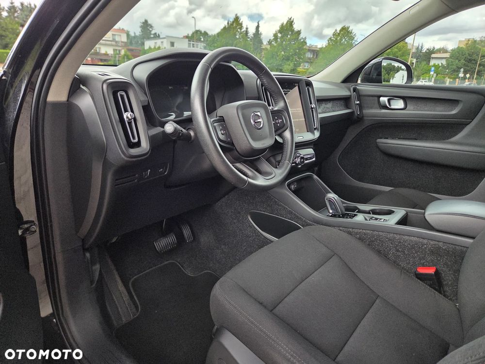 Volvo XC 40 T3 - 10