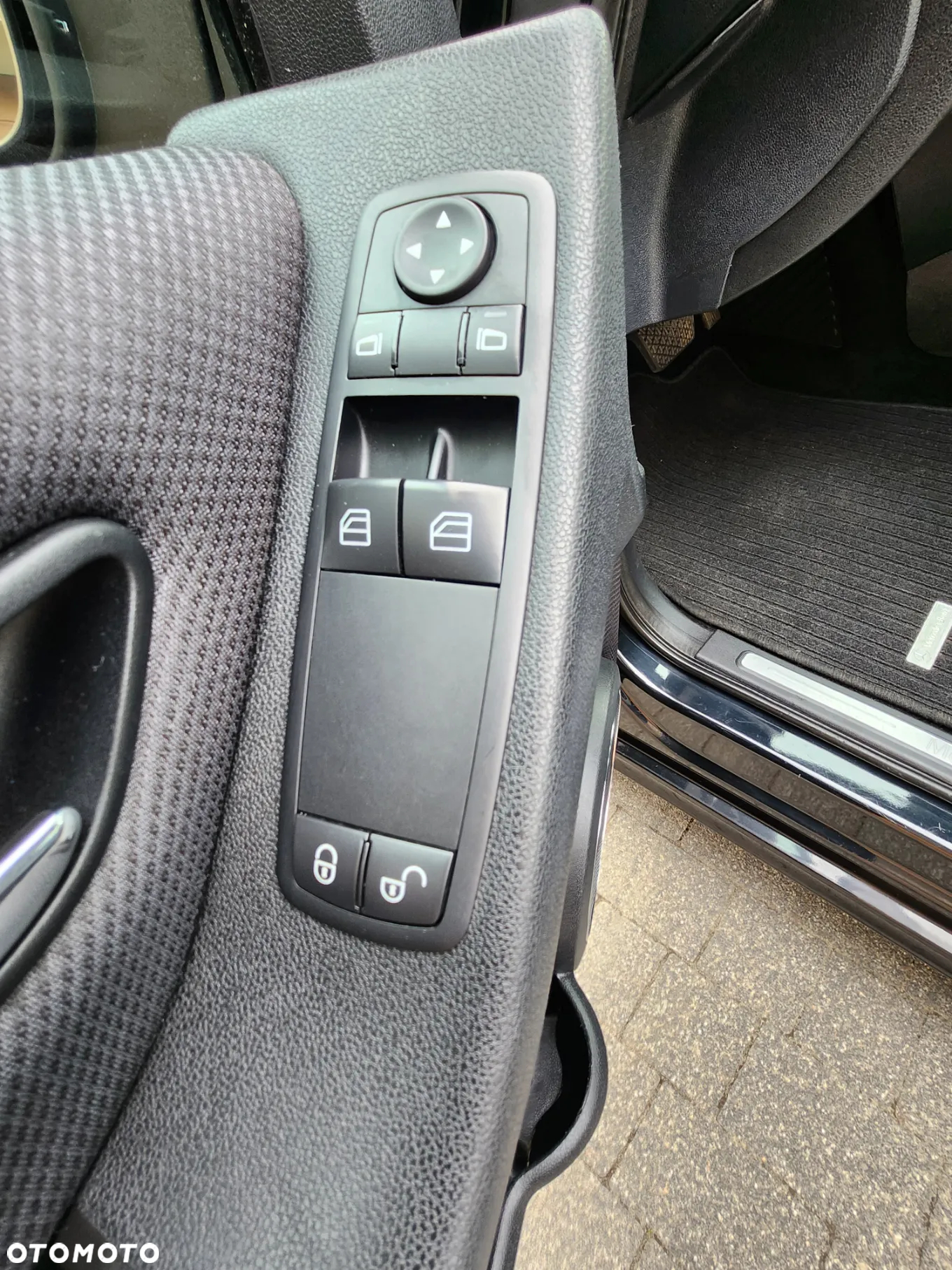 Mercedes-Benz Klasa A 180 CDI Autotronic Avantgarde - 16