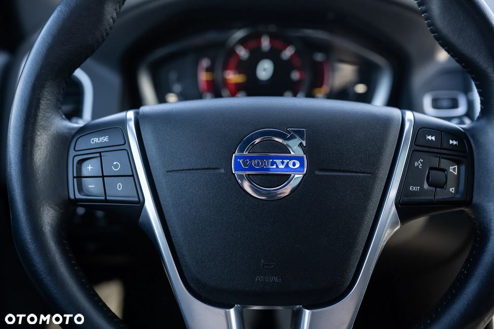 Volvo XC 60 D4 Summum - 35