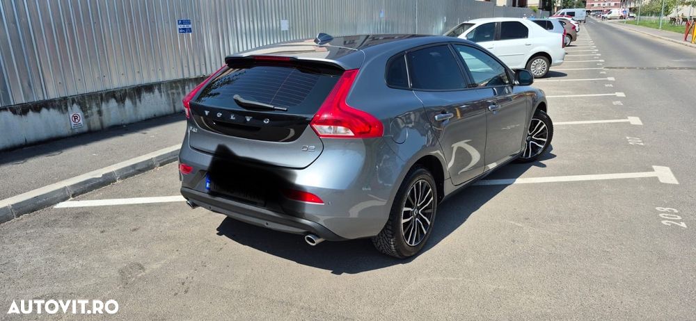 Volvo V40 D2 Geartronic Plus - 2