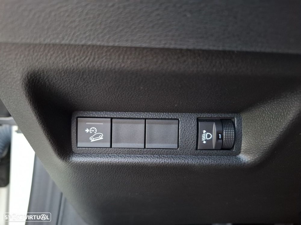 Jeep Avenger 1.2 TG Altitude - 26