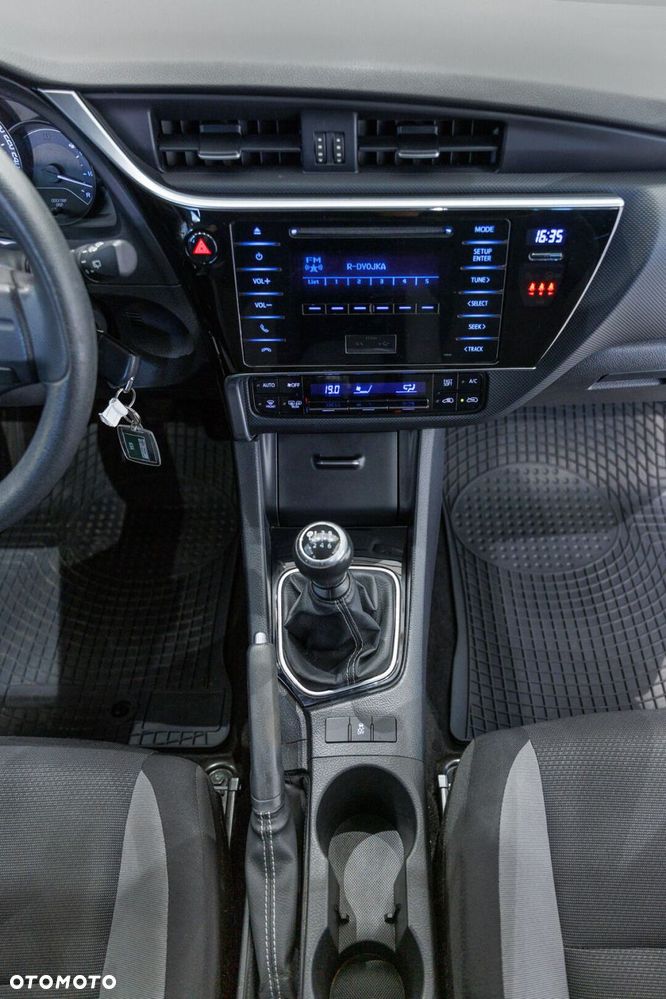 Toyota Auris 1.33 VVT-i Active - 29