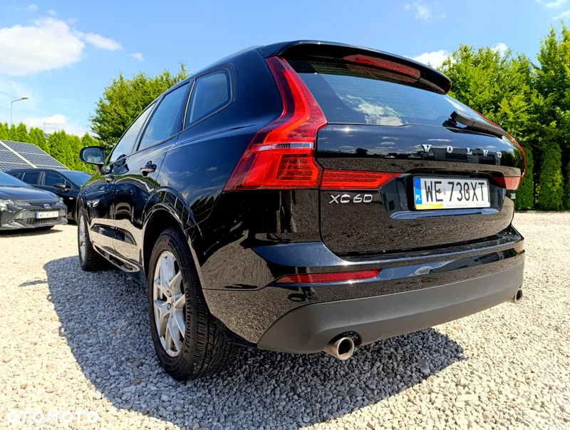 Volvo XC 60 T5 AWD Momentum Pro - 12