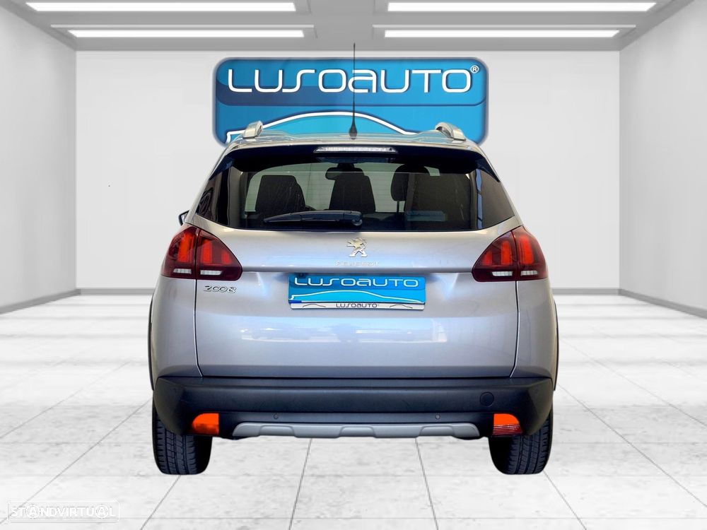 Peugeot 2008 1.2 PureTech Allure - 7